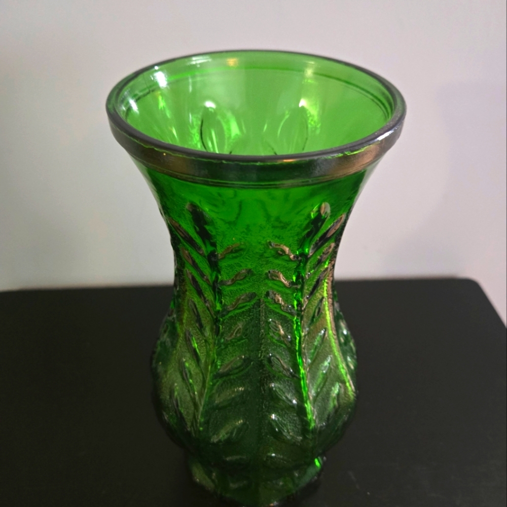 Large 10" Vintage 1978 FTD Emerald Green Fern Vase